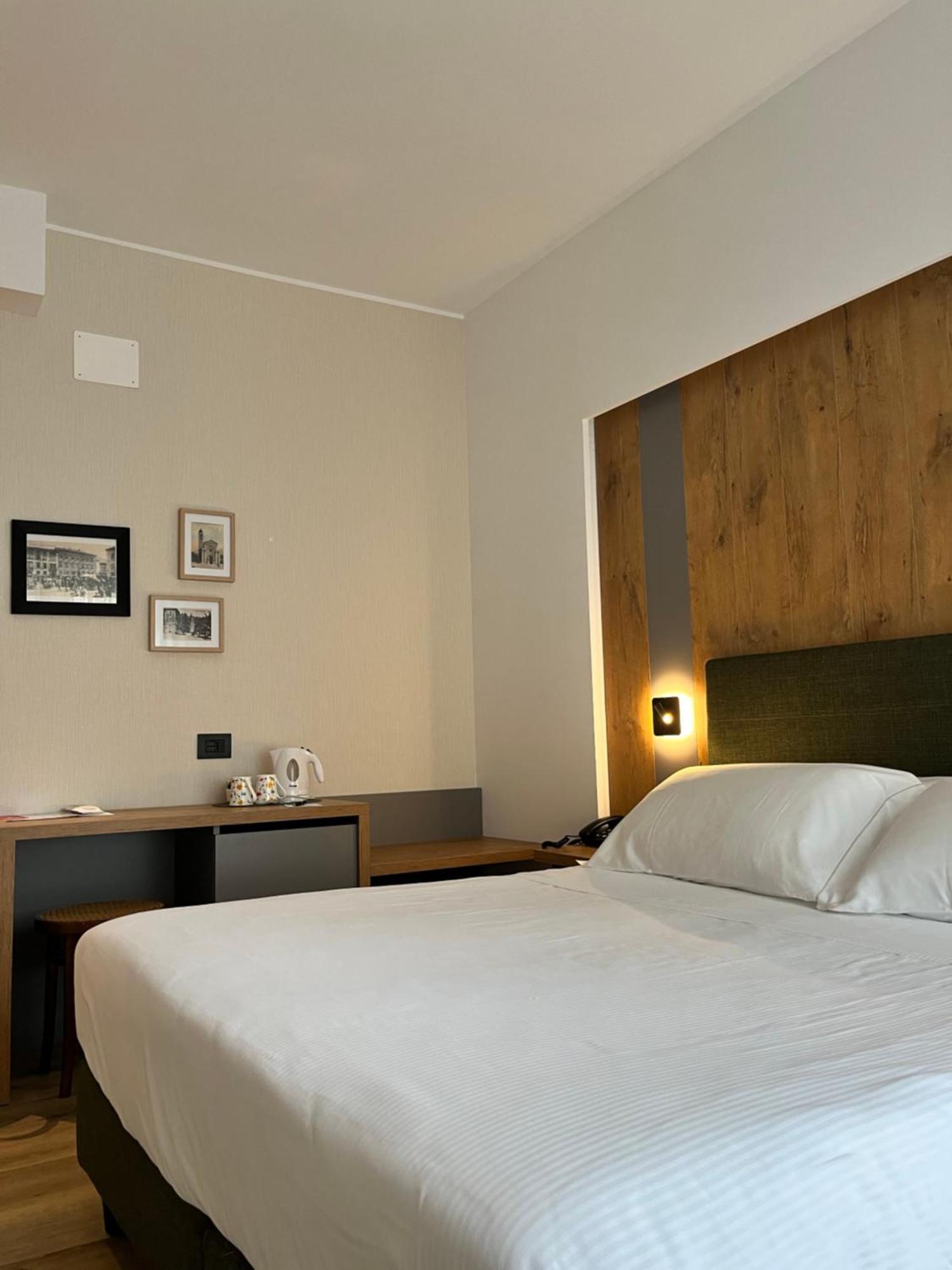 Hotel America Trydent Zewnętrze zdjęcie