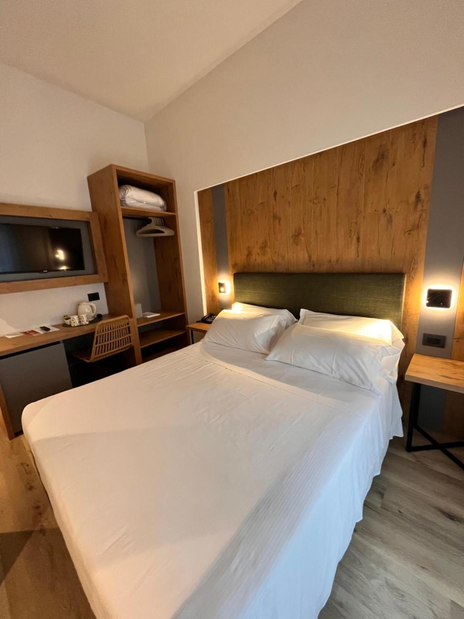Hotel America Trydent Zewnętrze zdjęcie