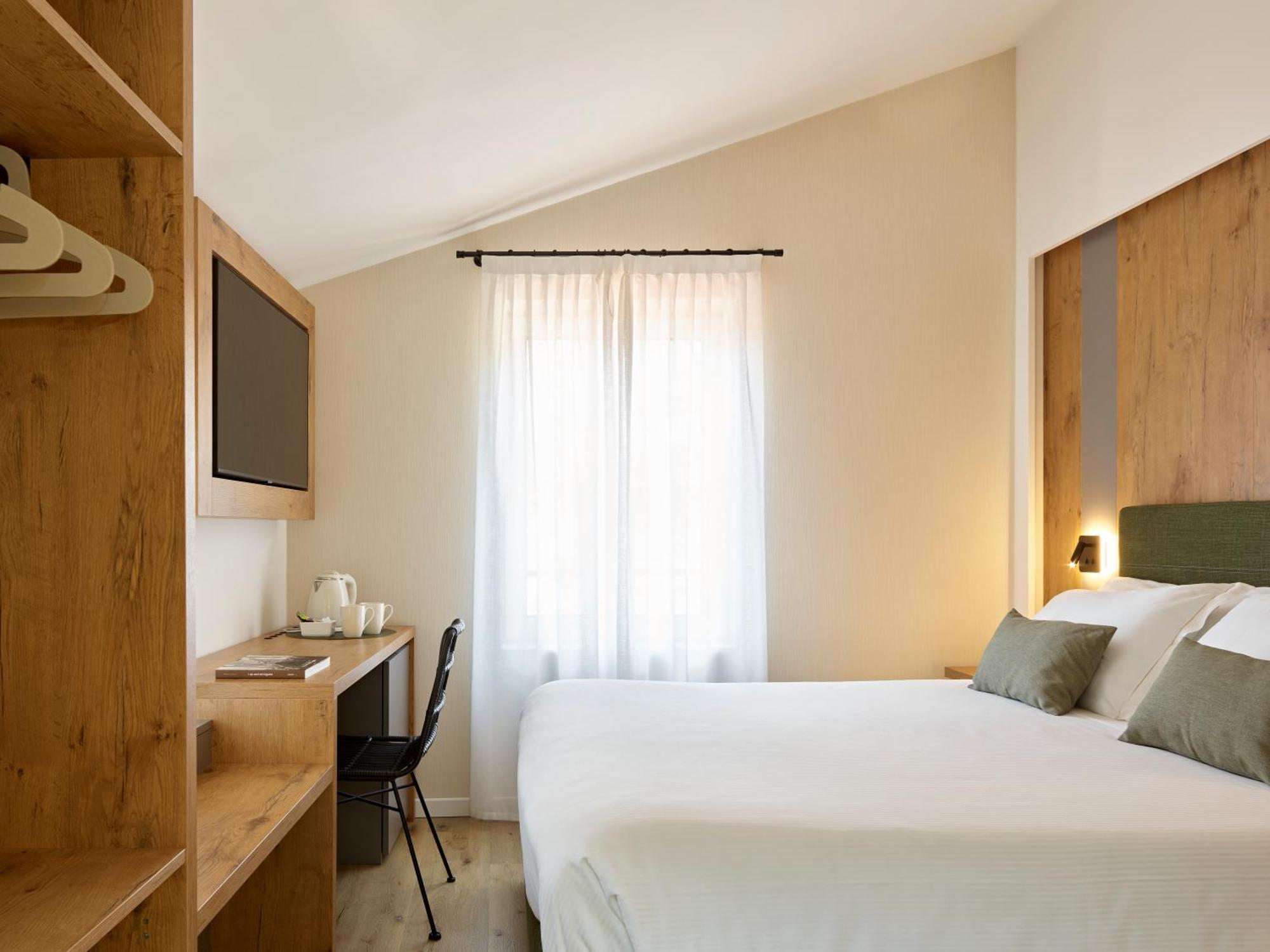 Hotel America Trydent Zewnętrze zdjęcie